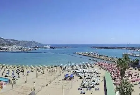 Con Giardino In Totale Relax Al Mare - #essenzedimaresanremo Apartment