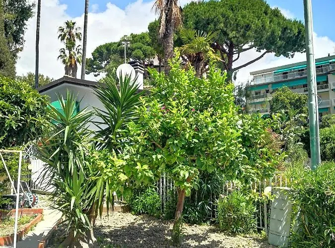 Con Giardino In Totale Relax Al Mare - #essenzedimaresanremo Lejlighed Sanremo